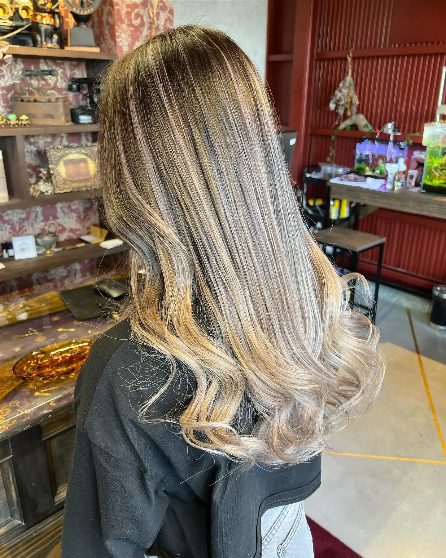 ''抜きっぱなしカラー''