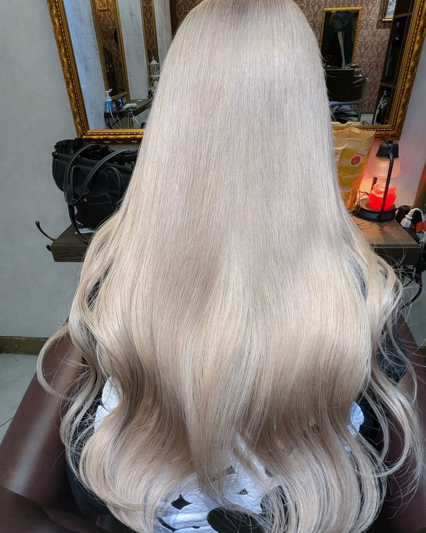 【ホワイトブロンドカラー】